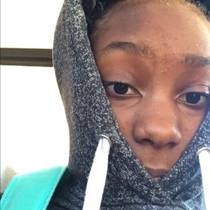 Meet your Posher, Jynasia